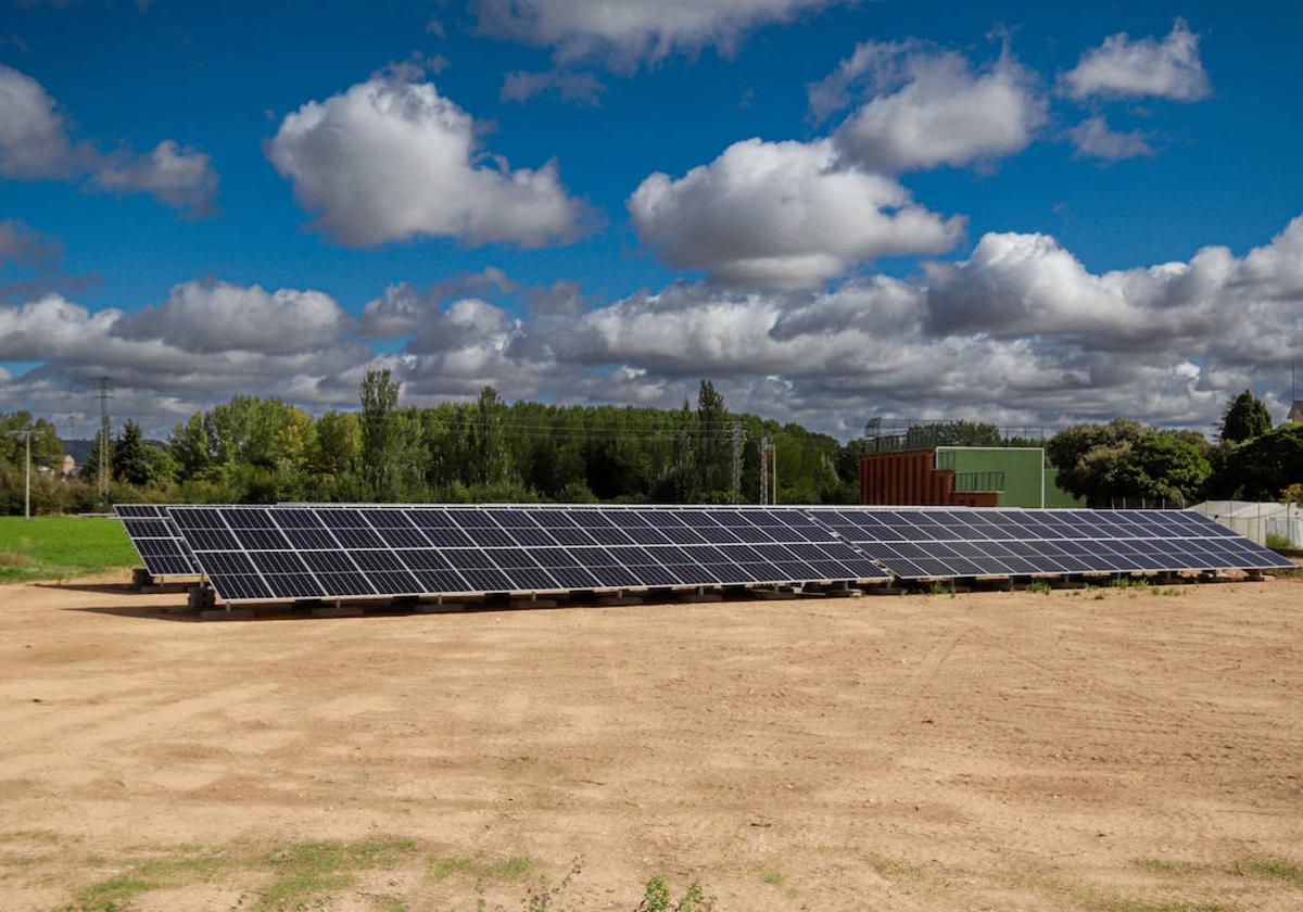 Paneles solares instalados en el centro asistencial San Juan de Dios.