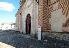 Estado actual del entorno de la iglesia de Santiago Apóstol de Alcazarén.