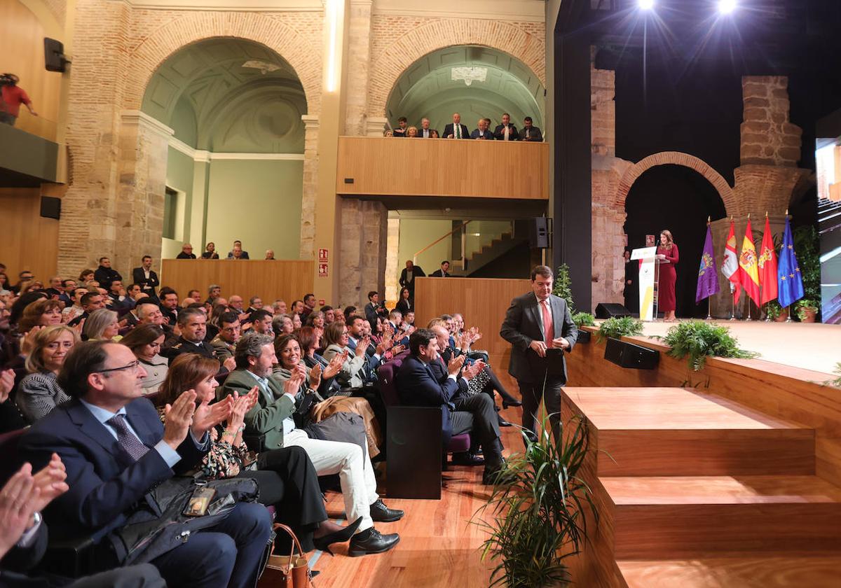 Inauguración del centro de artes escénicas de Paredes de Nava