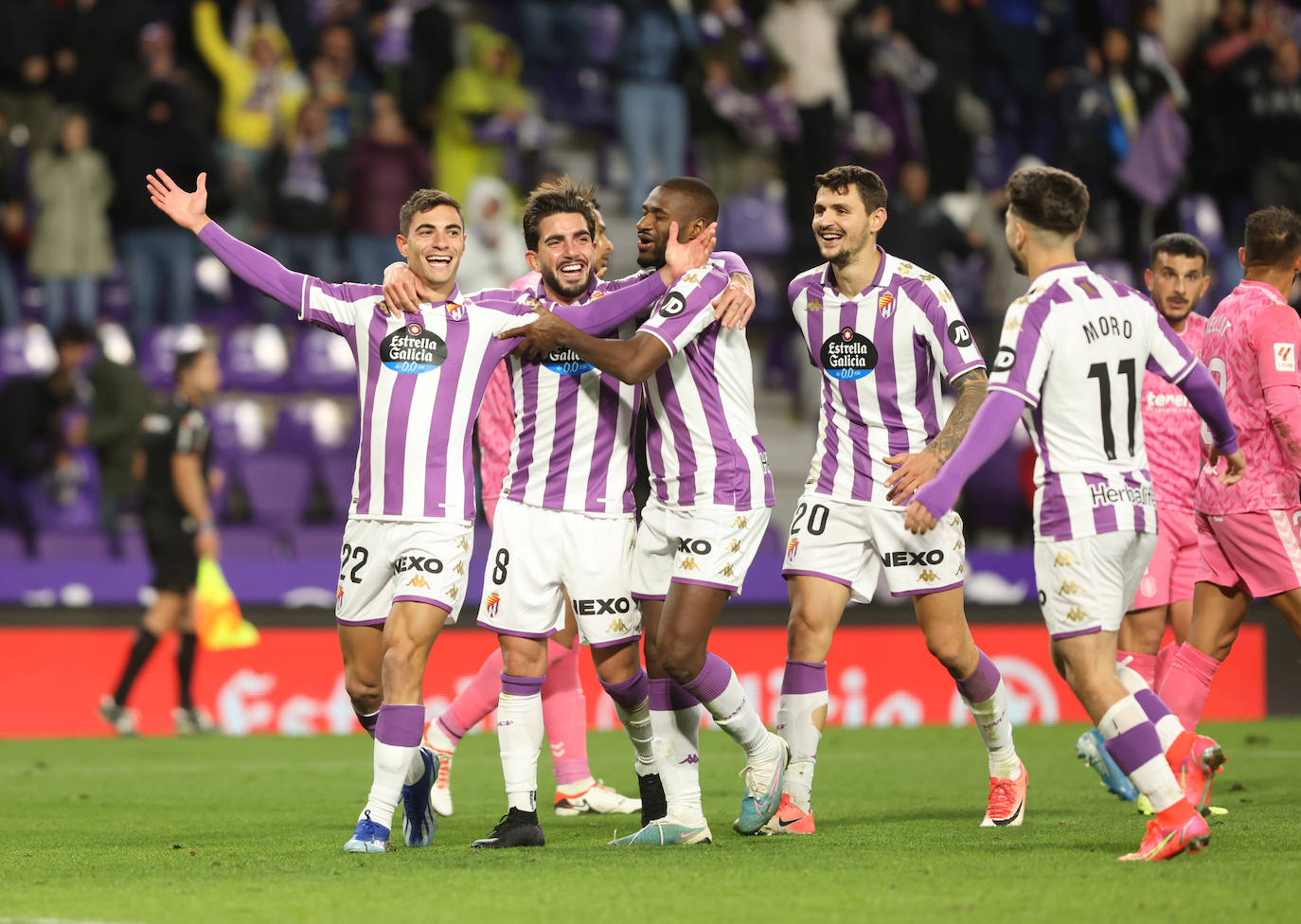 El partido entre el Real Valladolid y el Tenerife, en imágenes