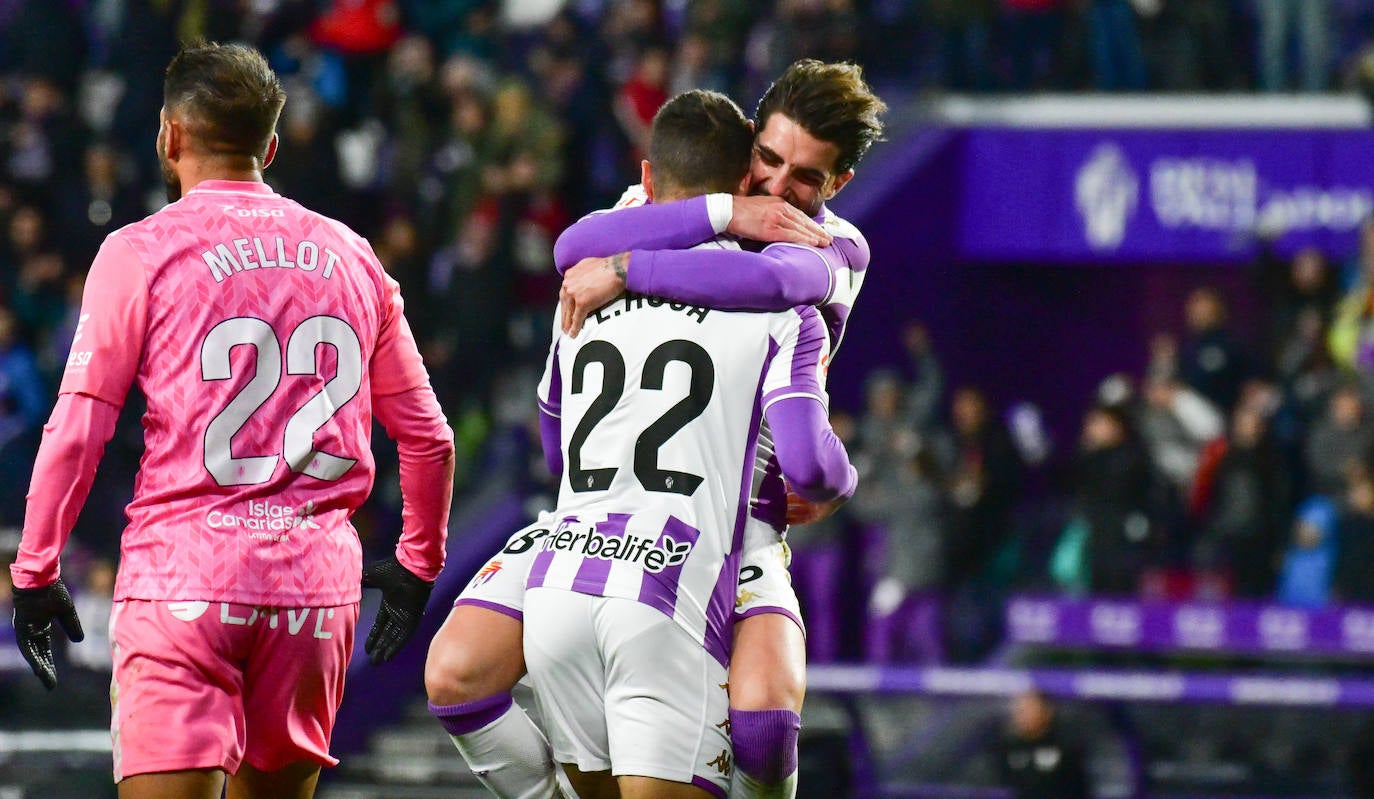 El partido entre el Real Valladolid y el Tenerife, en imágenes