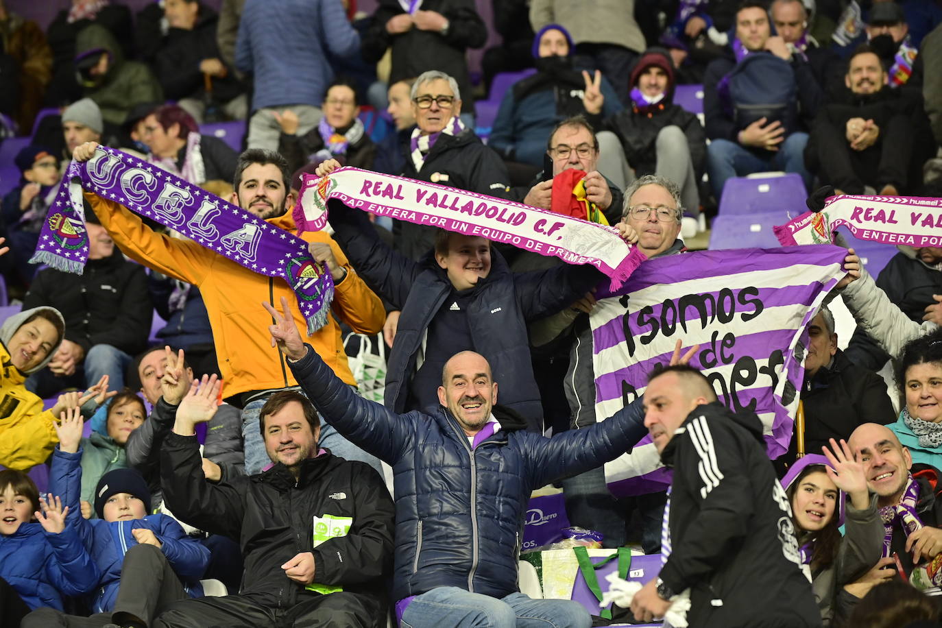 Búscate en la grada del estadio José Zorrilla (4/4)