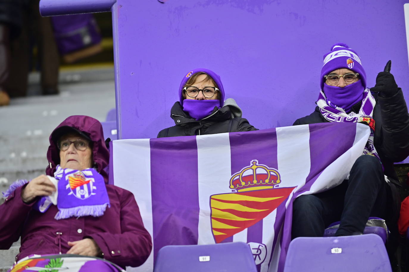 Búscate en la grada del estadio José Zorrilla (2/4)