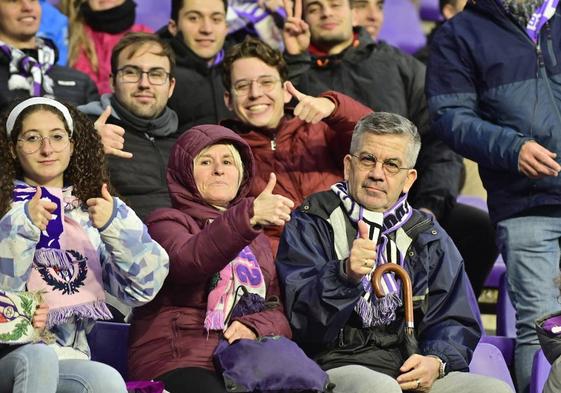 Búscate en la grada del estadio José Zorrilla (2/4)