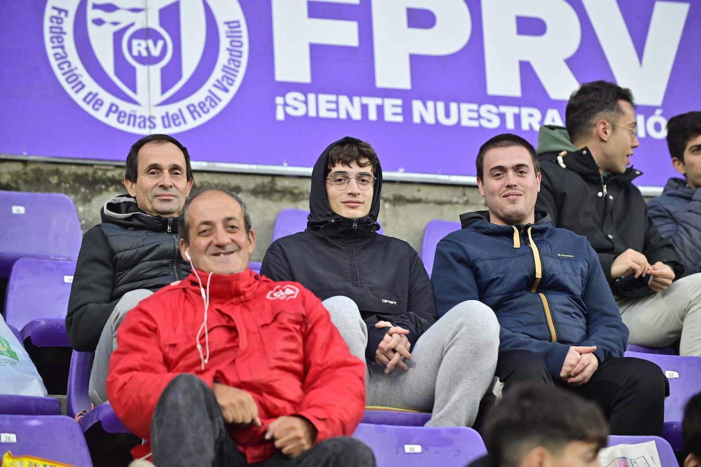 Búscate en la grada del estadio José Zorrilla (3/4)