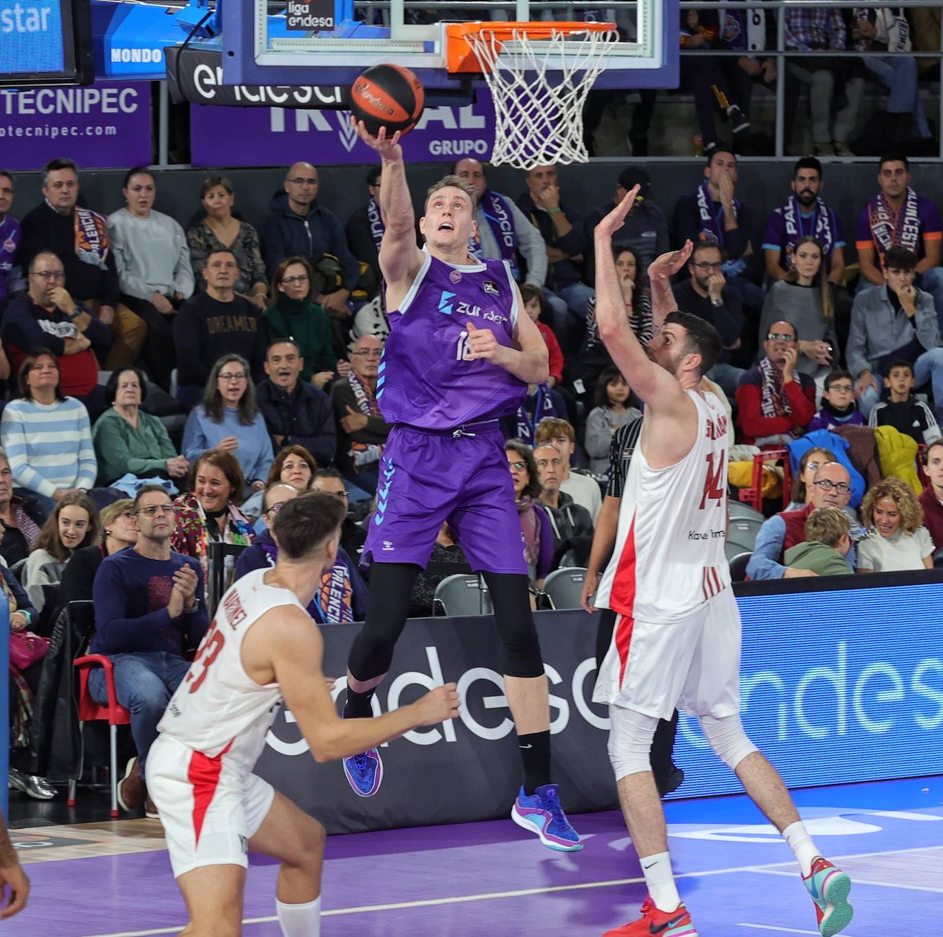 Zunder Palencia 76-80 Bàsquet Girona