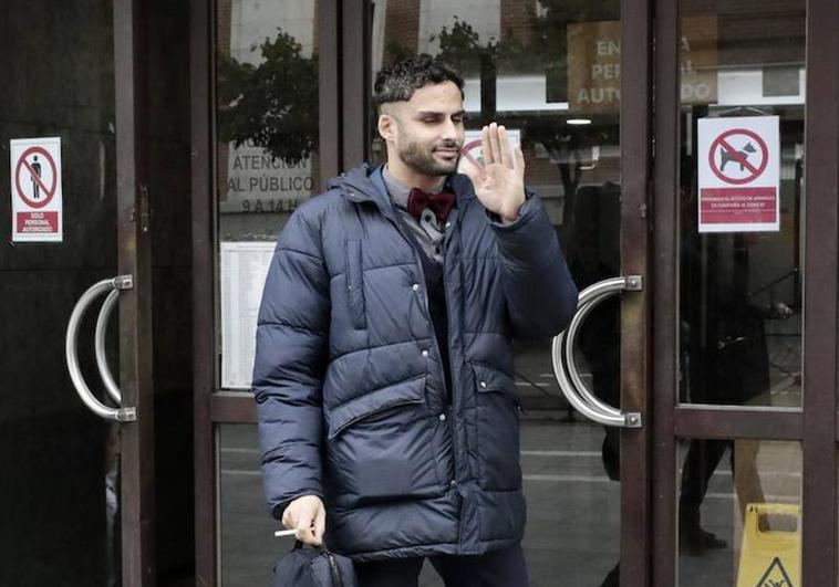 Lucas Burgueño, a la salida de los juzgados el pasado lunes.