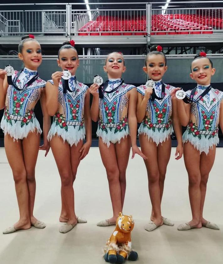 Imagen secundaria 2 - La Victoria regresa con tres platas del Torneo Nacional Esukalgym