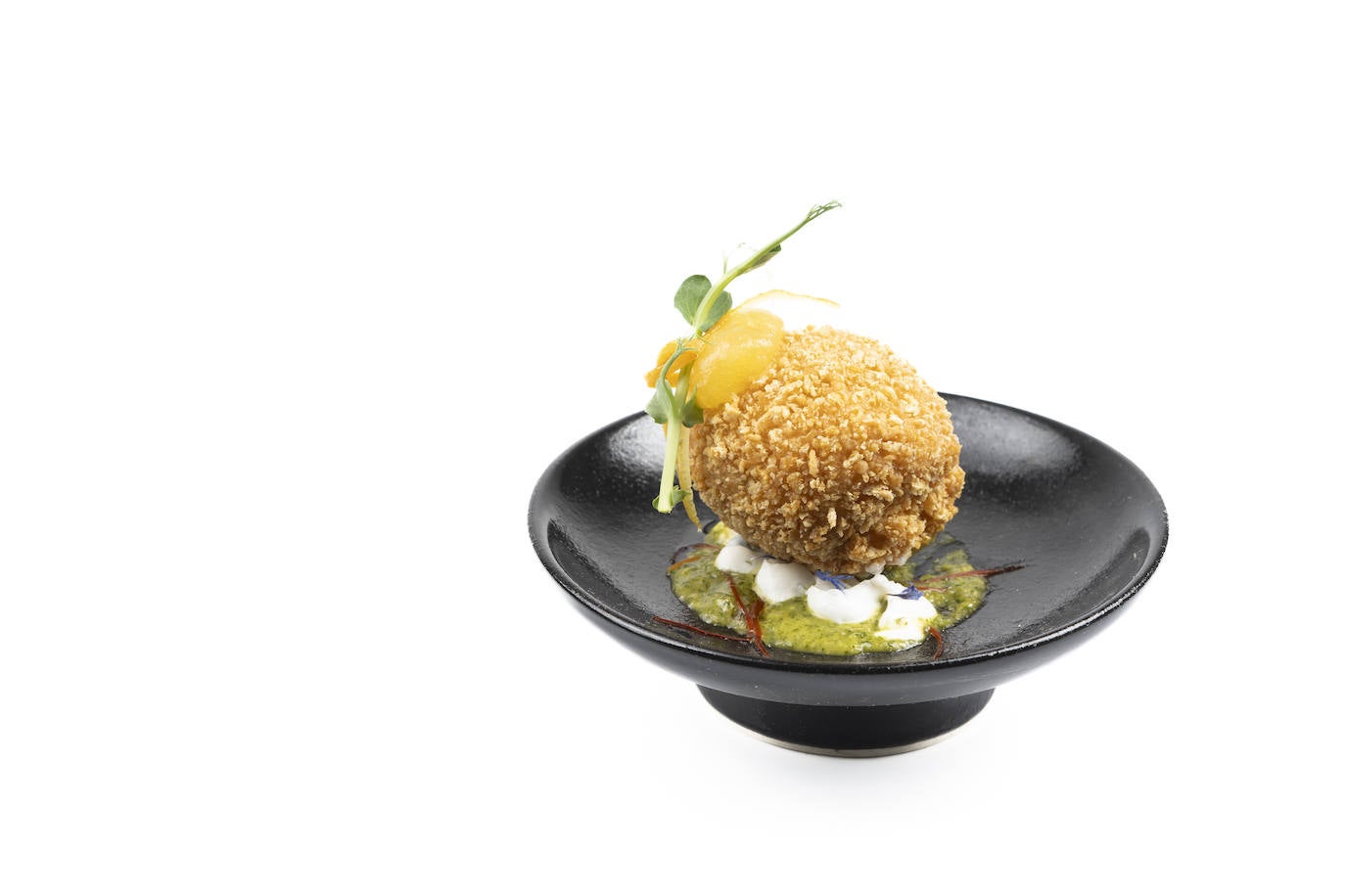 El pincho 'Croqueta de Snoek' de la chef Angela Veronica de Canha y el restaurante The Silo Hotel (Sudáfrica) que se puede degustar en la Corrala del Val de Valladolid.