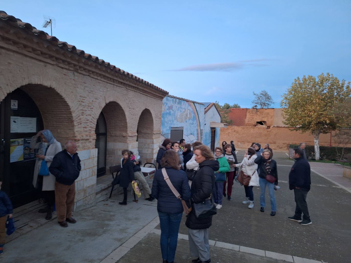 La tradición de correr las castañas de Villalán de Campos