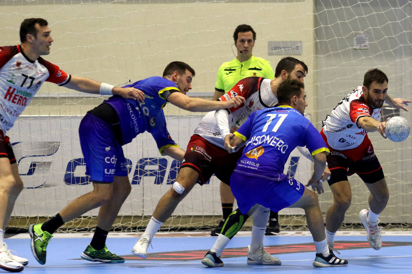 El triunfo del Nava ante el Atlético Valladolid, en imágenes