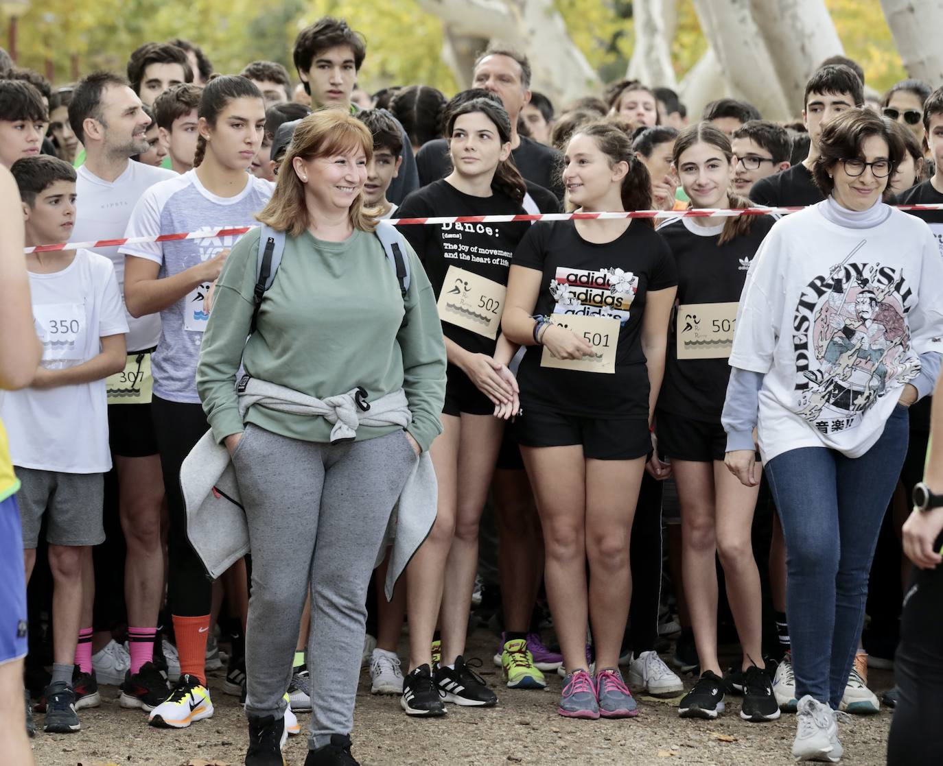 Alumnos, padres y profesores corren en Rio Running