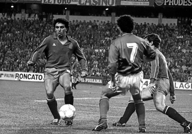 El vallisoletano Eusebio Sacristán, en la final del Campeonato de Europa sub-21 ante Italia, año 1986.