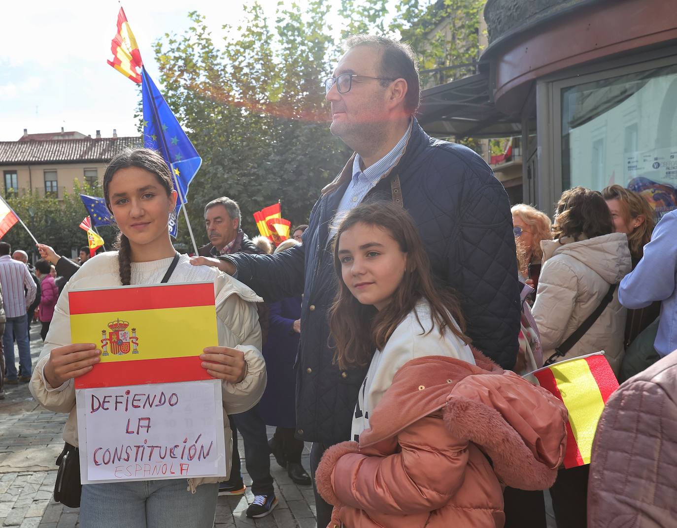 Los palentinos claman contra la amnistía en la Plaza Mayor