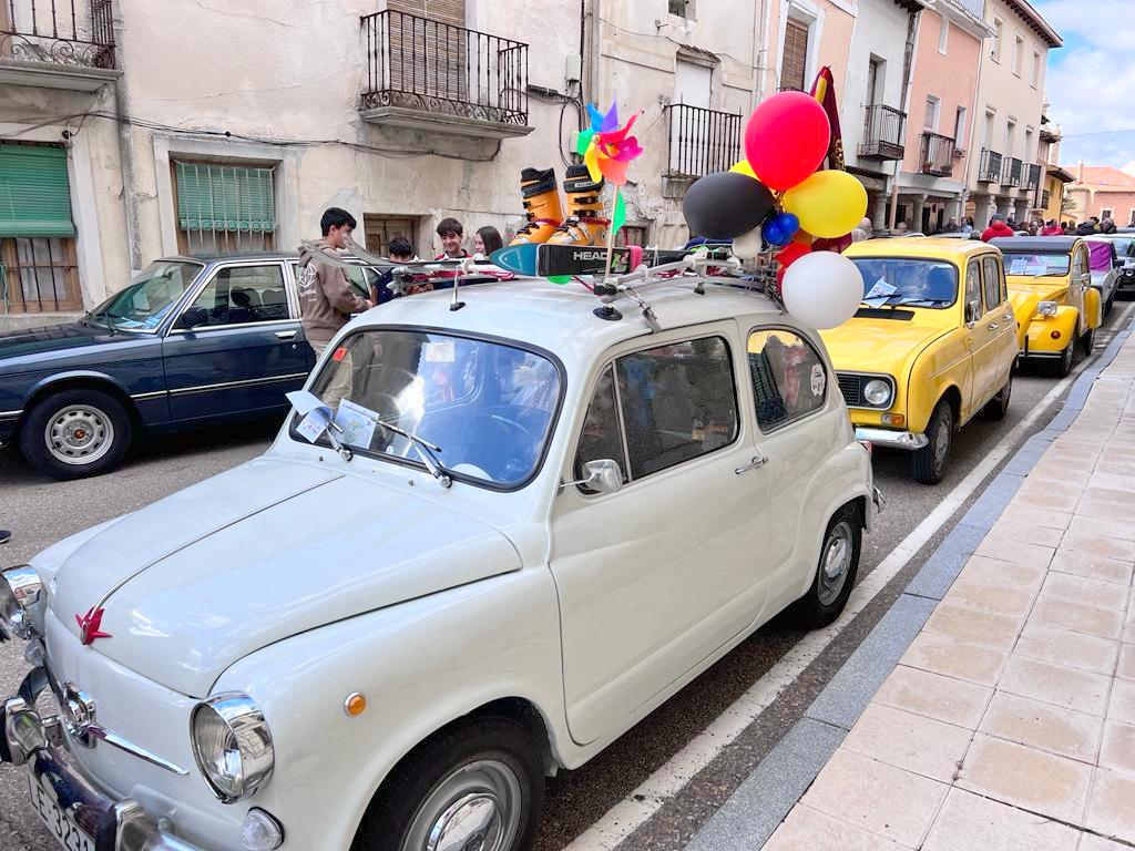 XII Concentración de Vehículos Clásicos en Cevico de la Torre