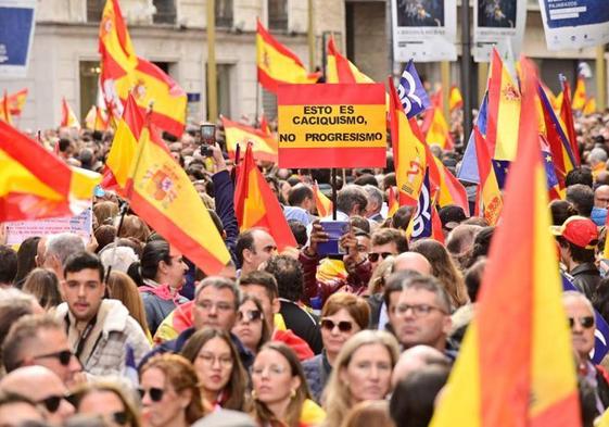 Protesta contra la amnistía, este domingo en Valladolid.