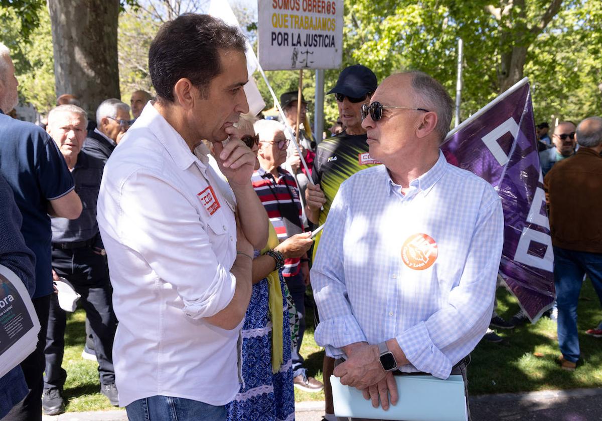 Vicente Andrés y Faustino Temprano, secretarios autonómicos de CC OO y UGT, antes de la manifestación del pasado 1º de Mayo