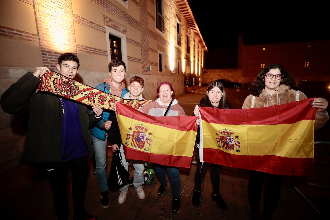 Las imágenes de la llegada de la selección española a Valladolid