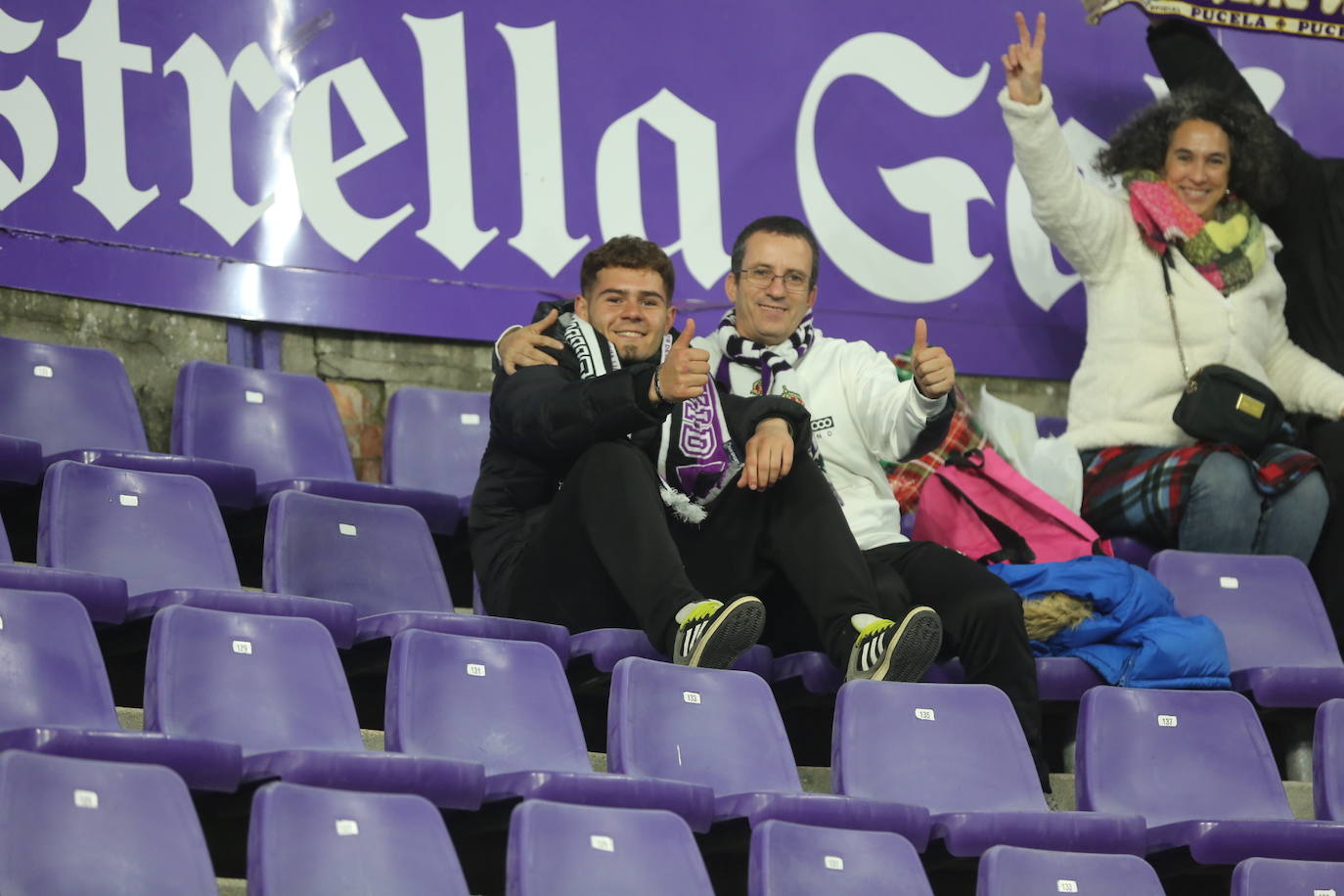 Búscate en las gradas del Estadio José Zorrilla (1 de 3)