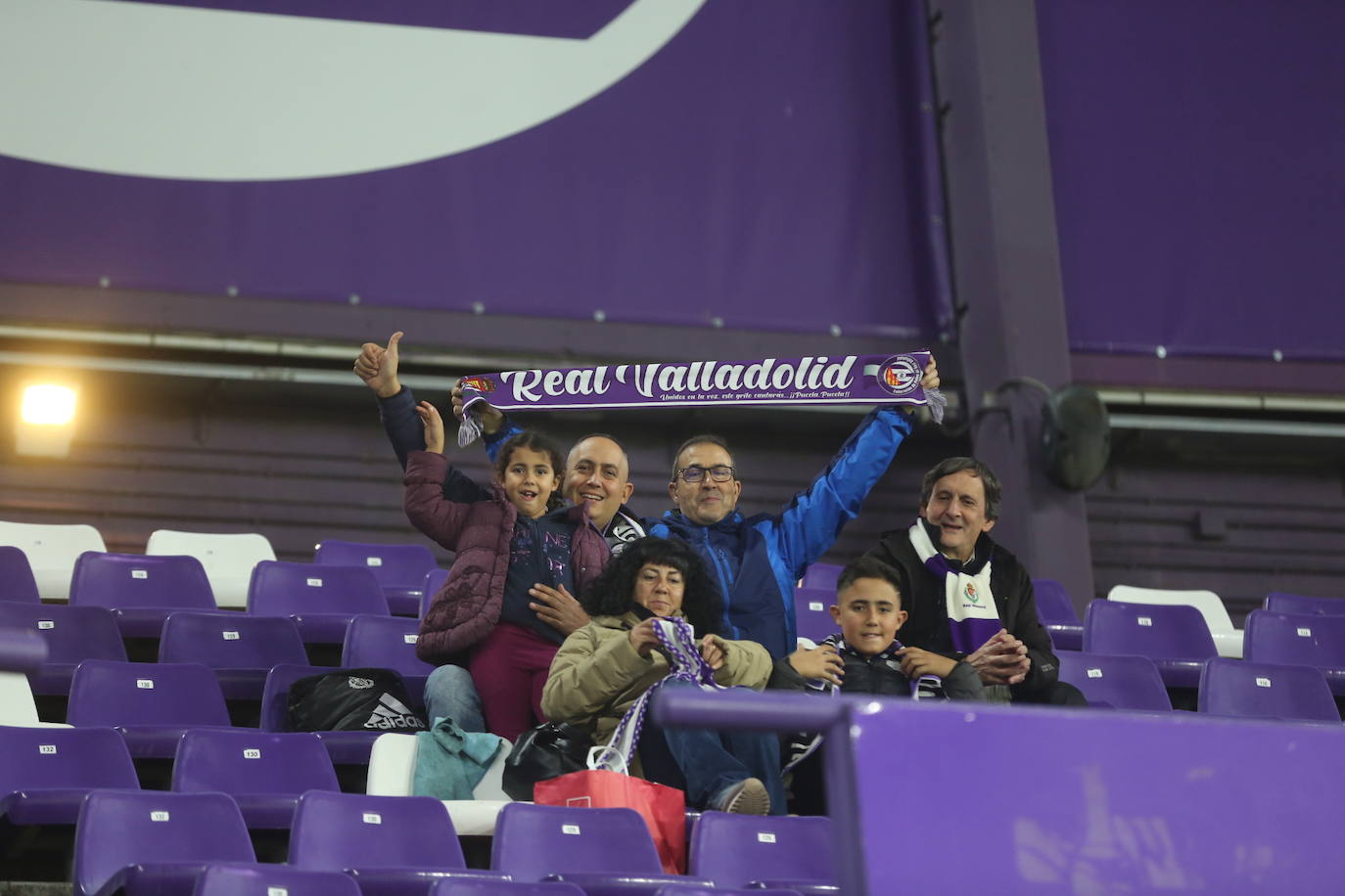 Búscate en las gradas del Estadio José Zorrilla (3 de 3)