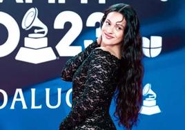 Rosalía en la gala de los Latin Grammy 2023.