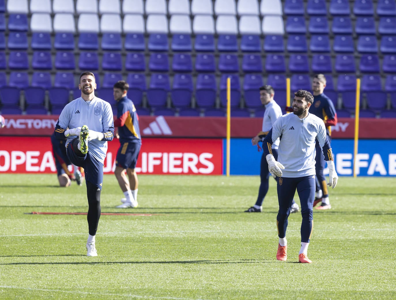 En imágenes, el entrenamiento de La Roja en el José Zorrilla