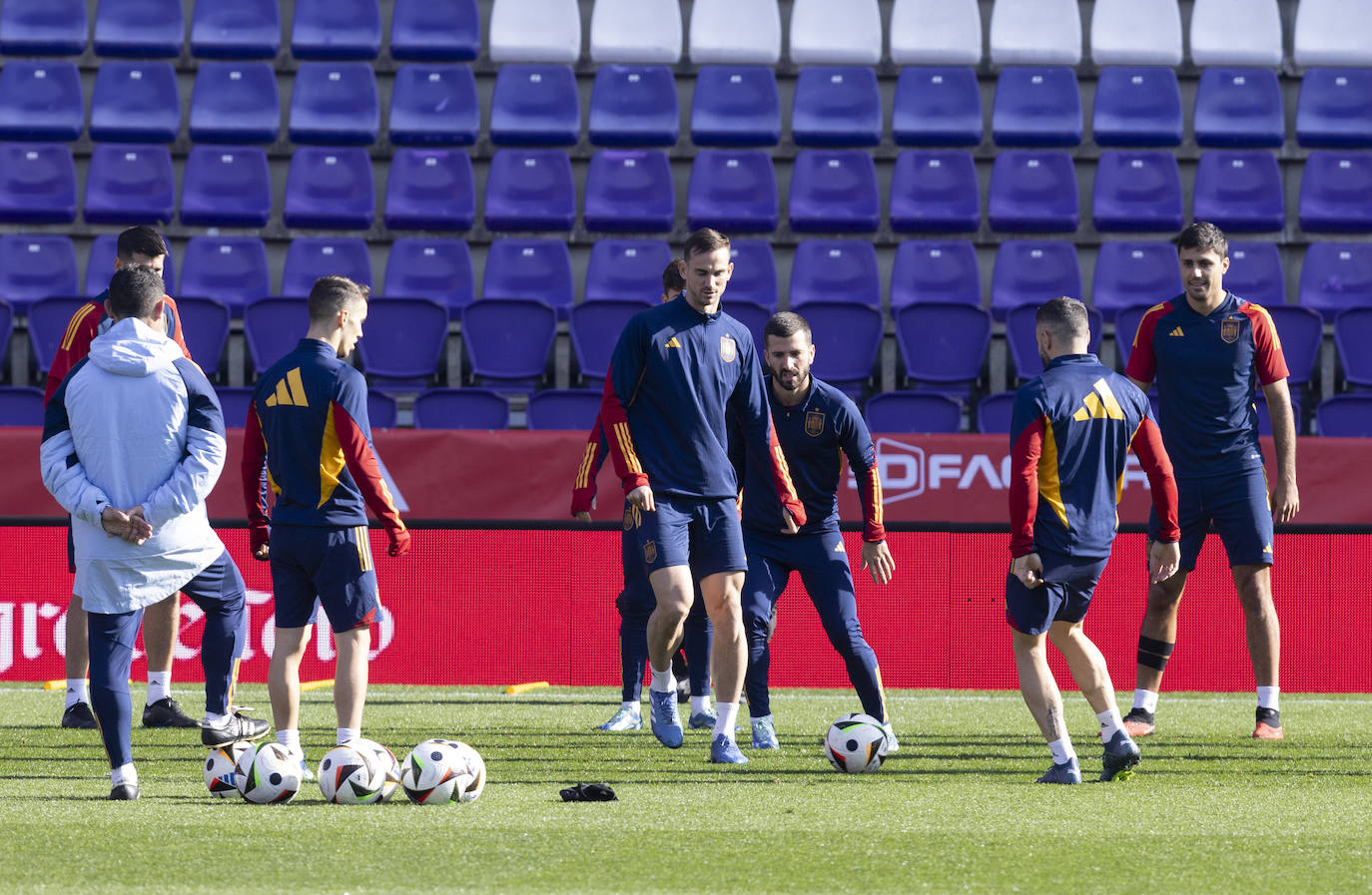 En imágenes, el entrenamiento de La Roja en el José Zorrilla