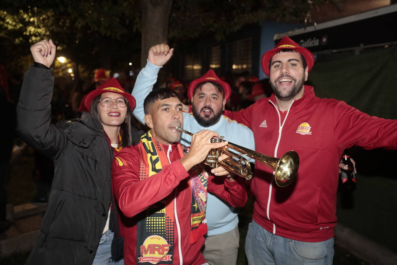 La afición de Valladolid apoya a la selección española