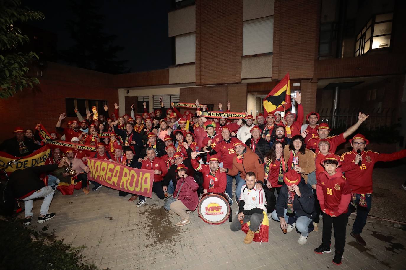 La afición de Valladolid apoya a la selección española