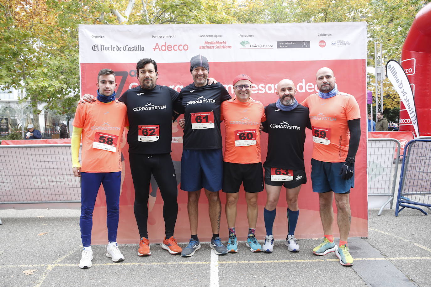 En imágenes, los equipos participantes en la VII Carrera de Empresa Adecco (5/13)