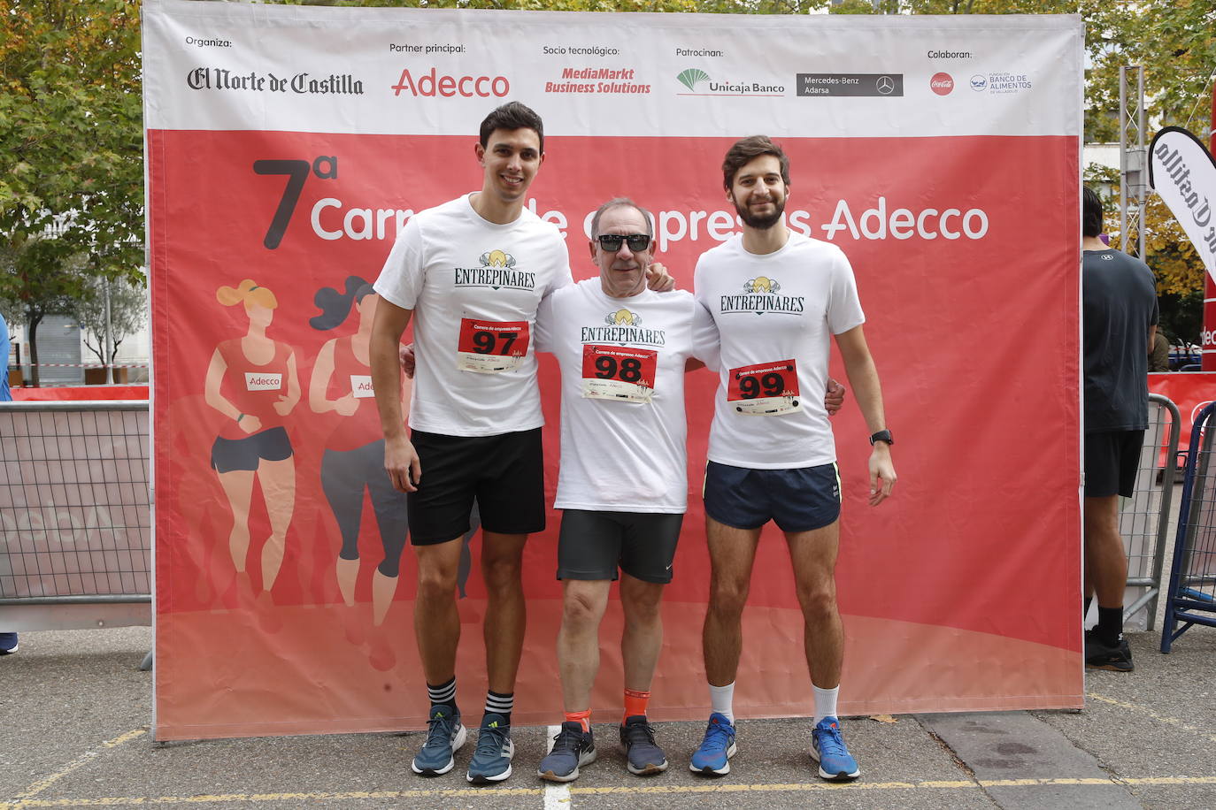 En imágenes, los equipos participantes en la VII Carrera de Empresa Adecco (5/13)