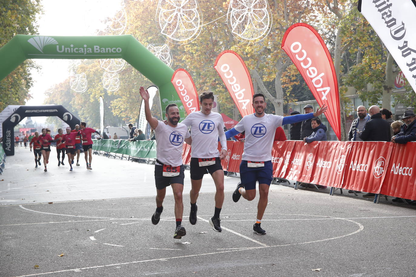 En imágenes, los equipos participantes en la VII Carrera de Empresa Adecco (8/13)