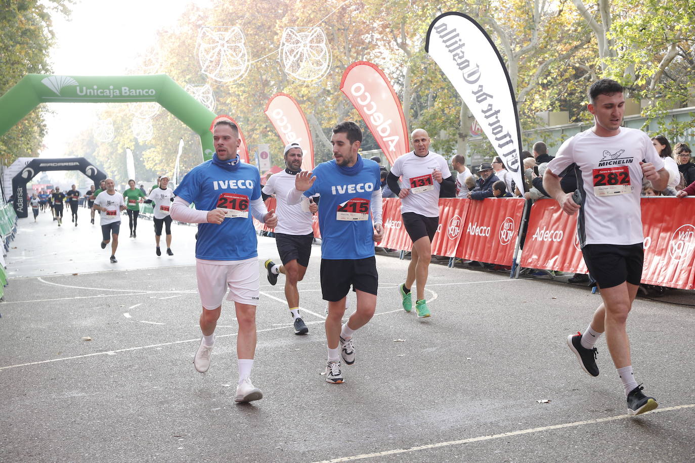 En imágenes, los equipos participantes en la VII Carrera de Empresa Adecco (9/13)