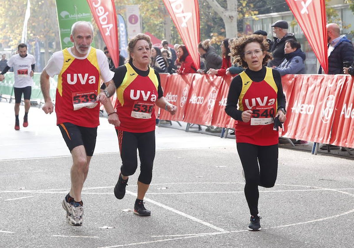 En imágenes, los equipos participantes en la VII Carrera de Empresa Adecco (9/13)