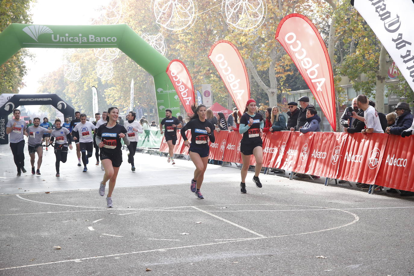 En imágenes, los equipos participantes en la VII Carrera de Empresa Adecco (10/13)