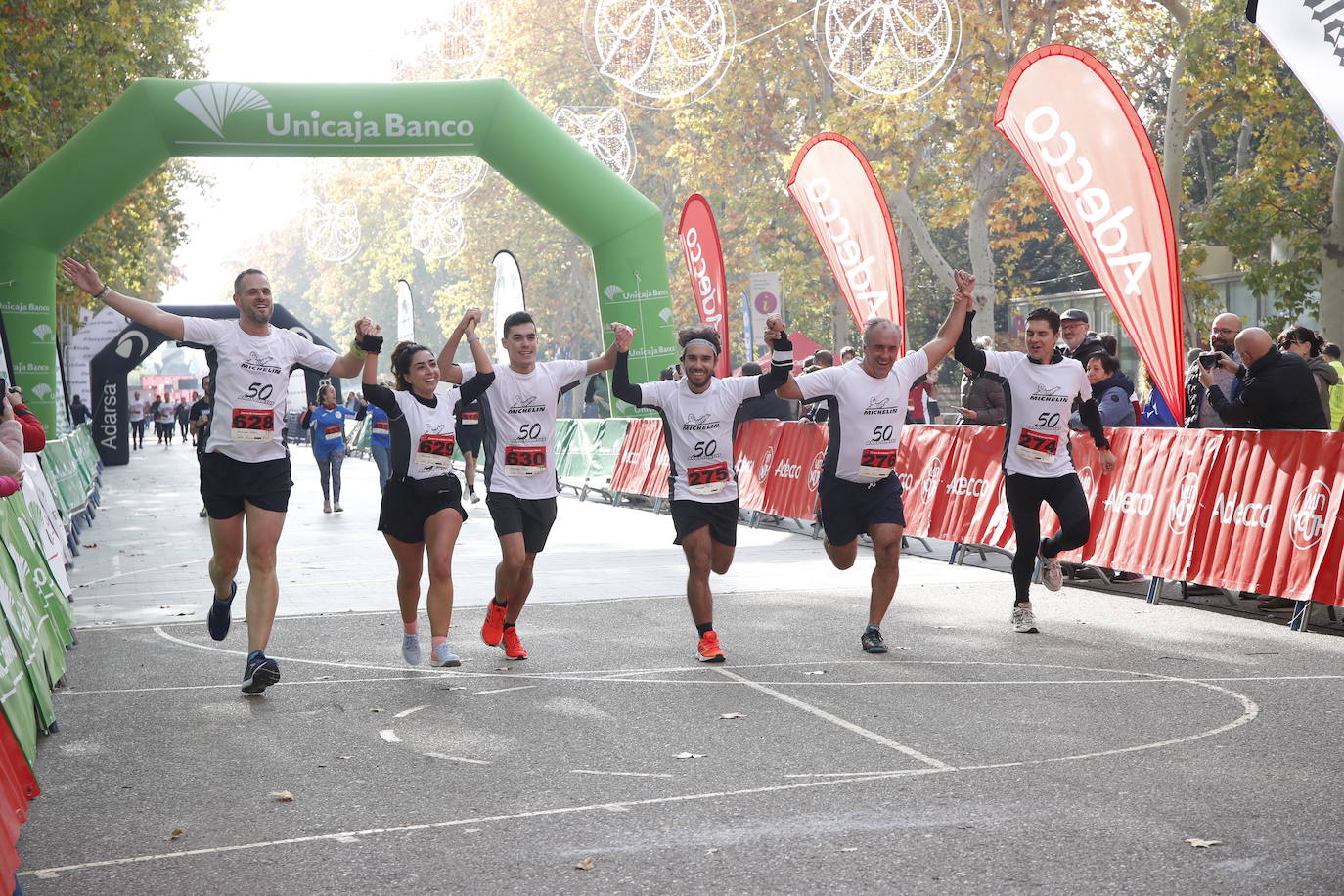 En imágenes, los equipos participantes en la VII Carrera de Empresa Adecco (11/13)