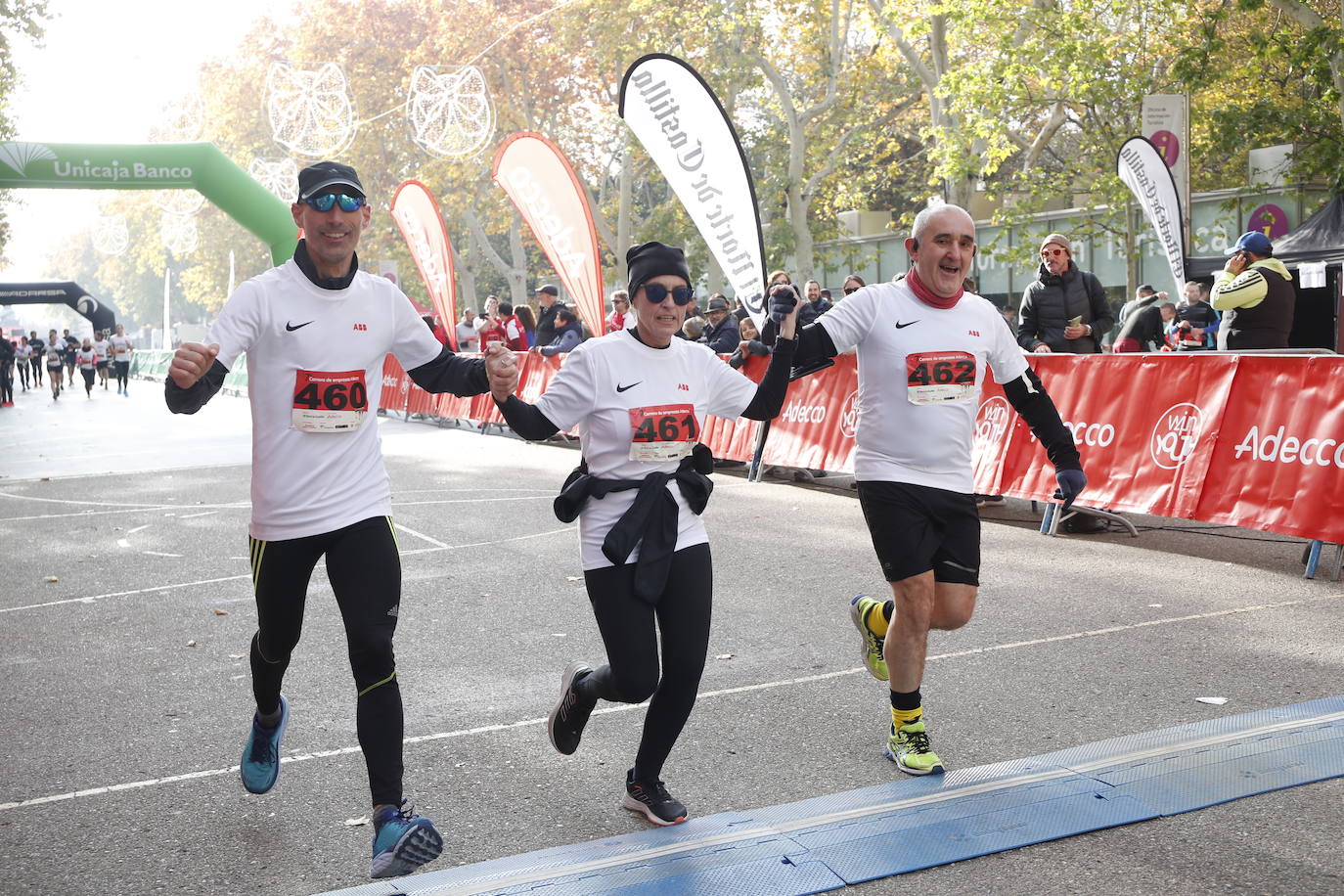 En imágenes, los equipos participantes en la VII Carrera de Empresa Adecco (12/13)