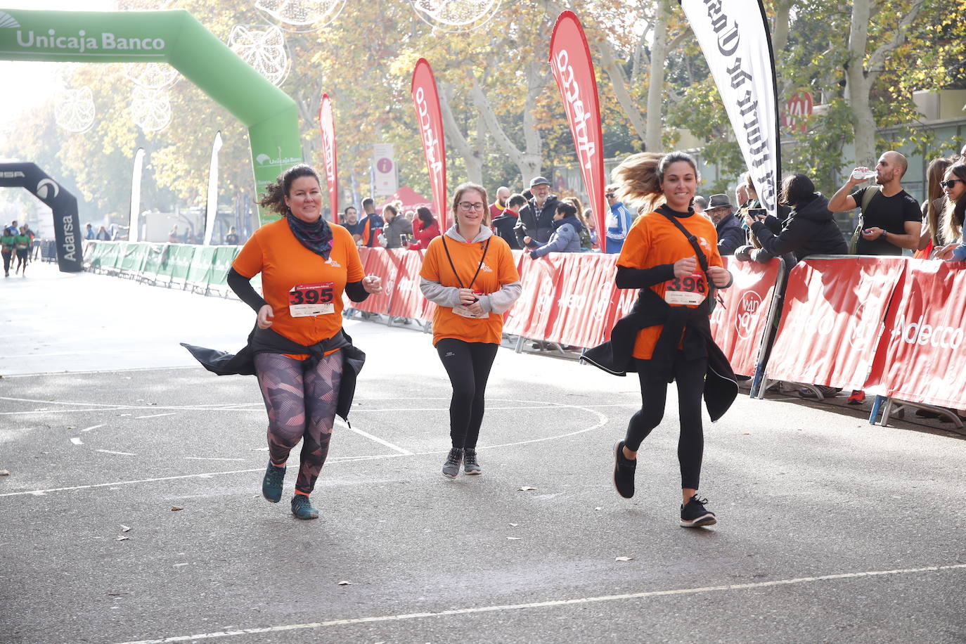 En imágenes, los equipos participantes en la VII Carrera de Empresa Adecco (13/13)