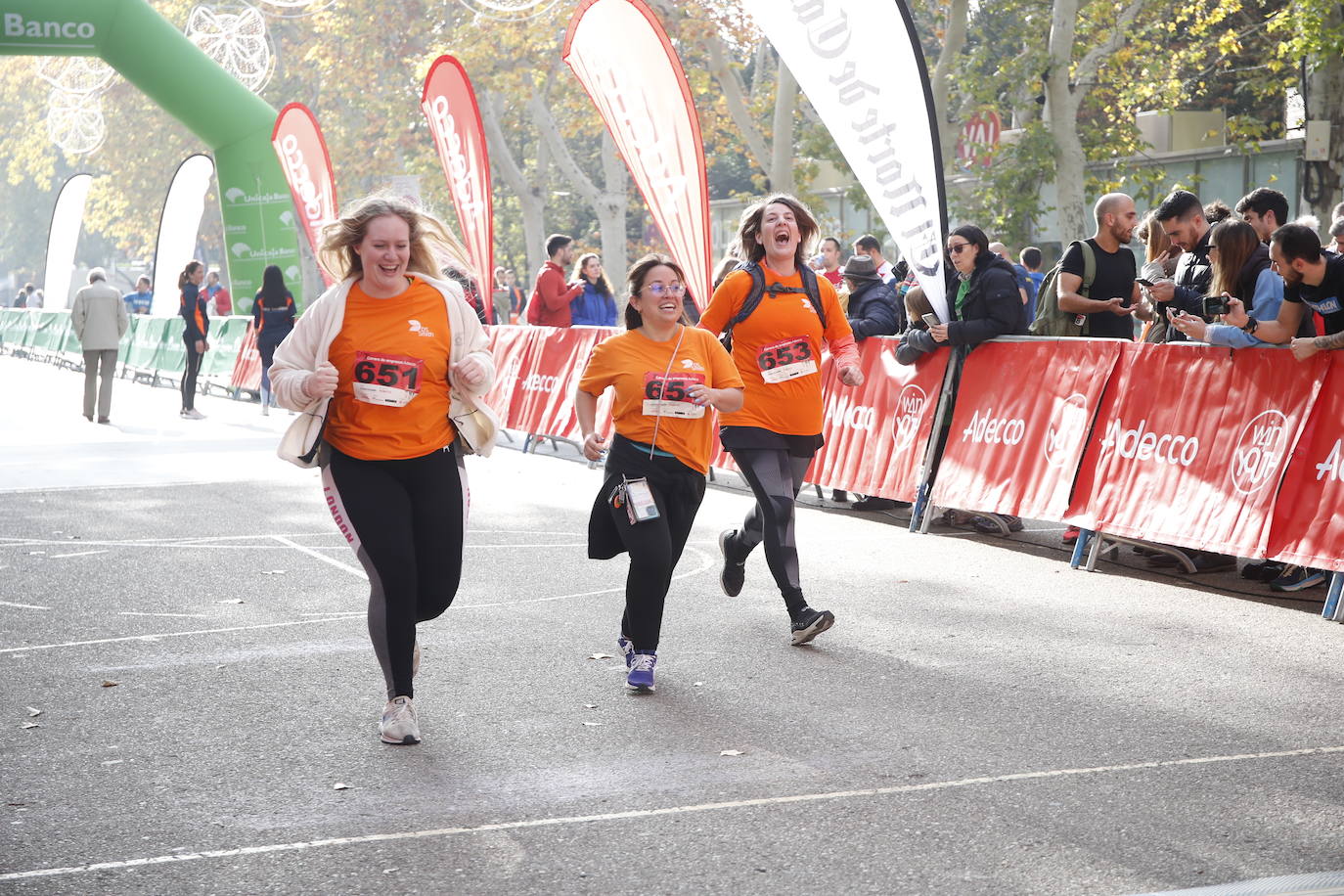 En imágenes, los equipos participantes en la VII Carrera de Empresa Adecco (13/13)