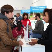 Más de 400 jóvenes fían a la Feria de Empleo la oportunidad de encontrar trabajo