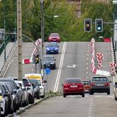 Las obras del viaducto de Argales se eternizan y suman dos meses más de cortes