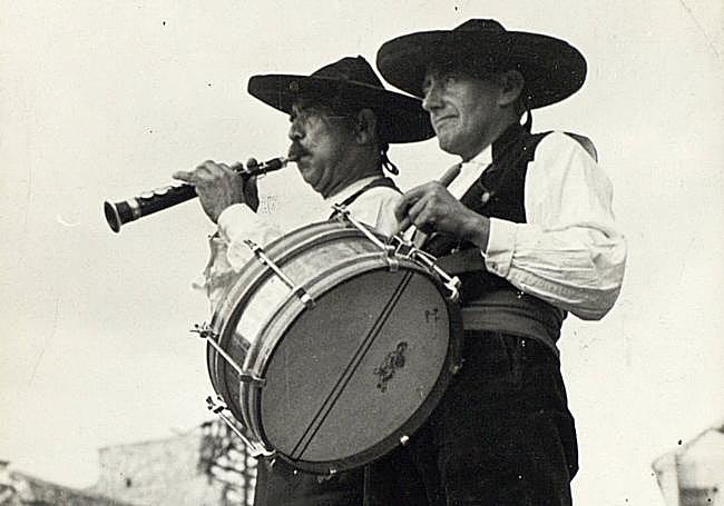 El Tío Tocino y Mariano Llorente, en 1937.