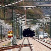 El tren inaugural de la variante hará parada en León con Sánchez y el rey