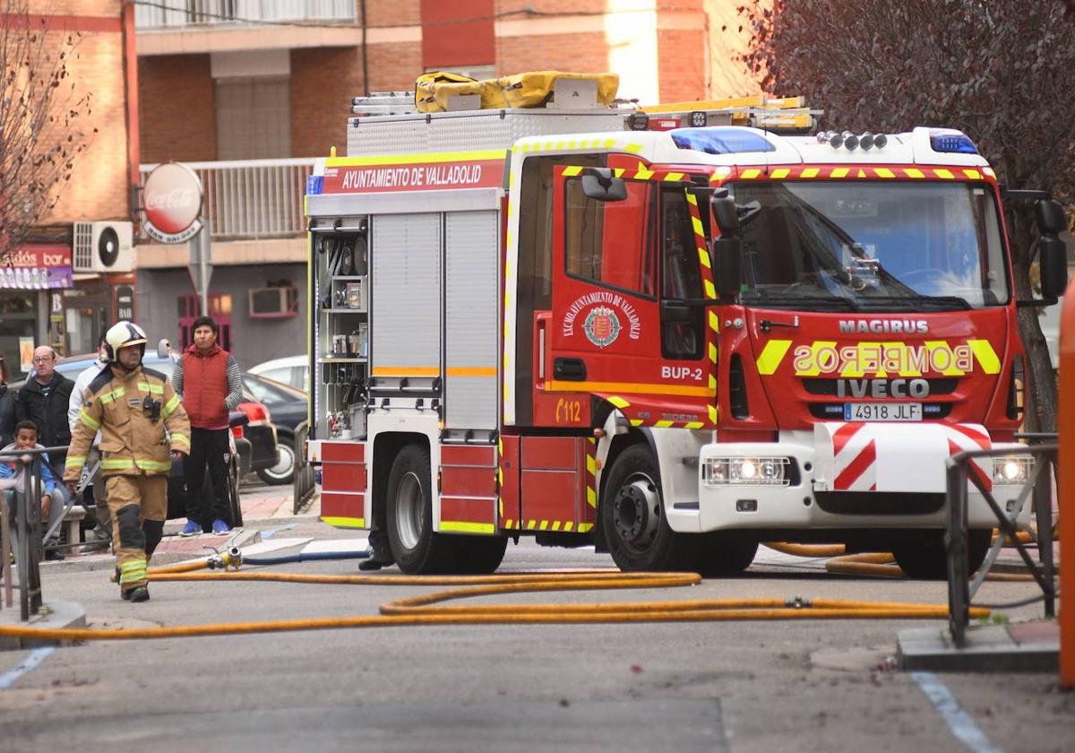 Intervención de los bomberos por un escape de gas, en una imagen de archivo.