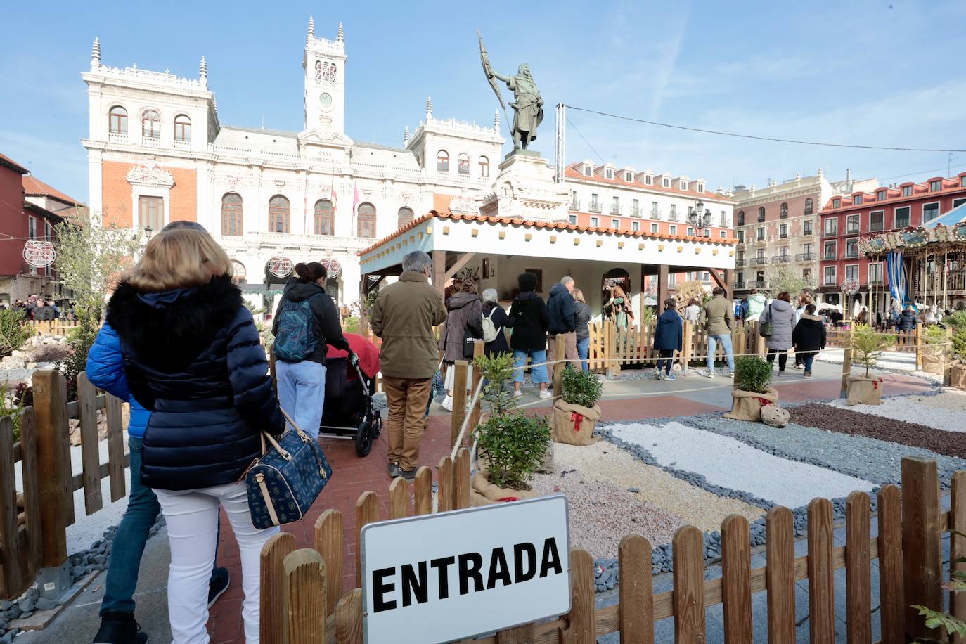 Imágenes del ambiente navideño en la Plaza Mayor (2/2)