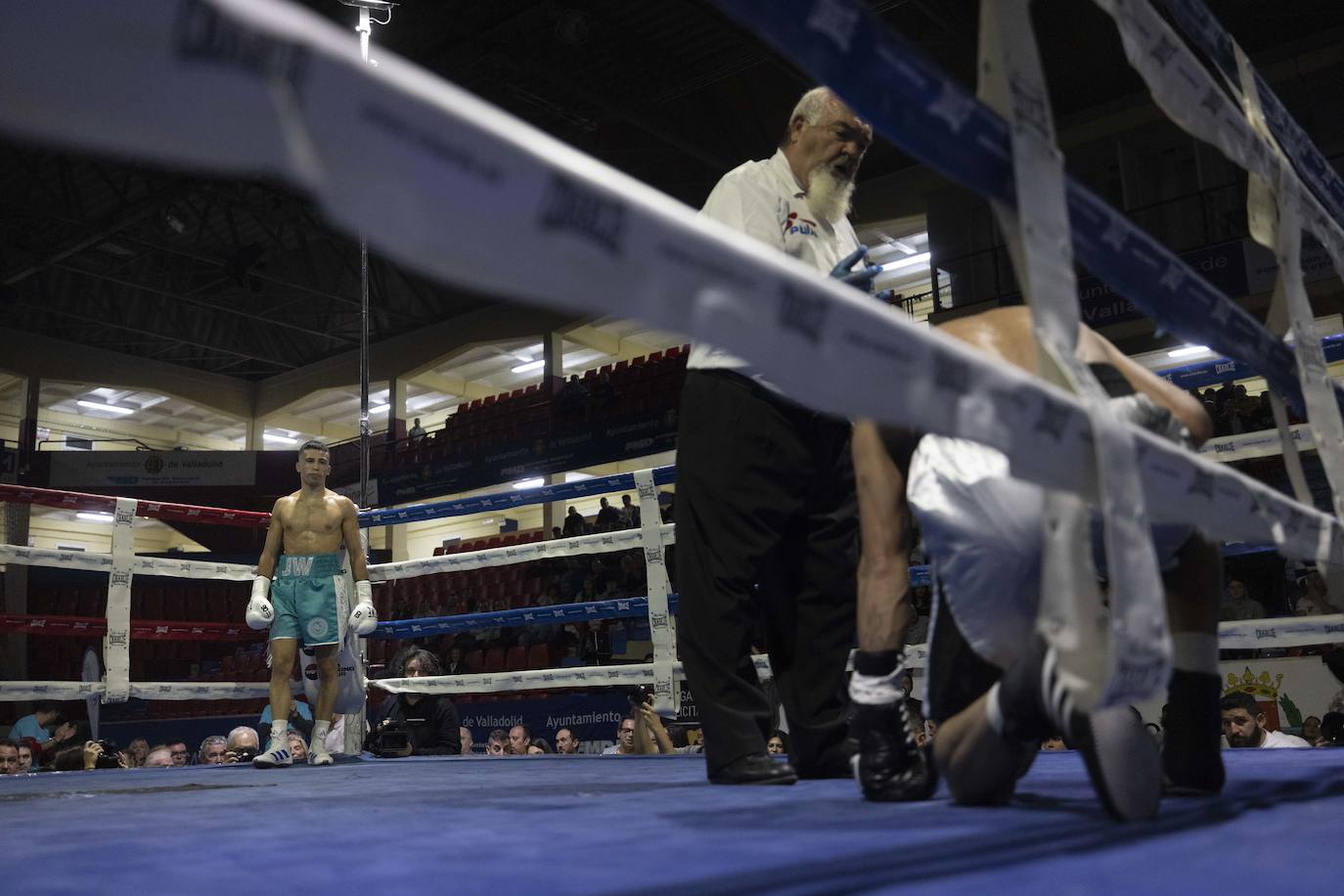 Imágenes del combate que ha dejado a Salvi sin el cinturón europeo
