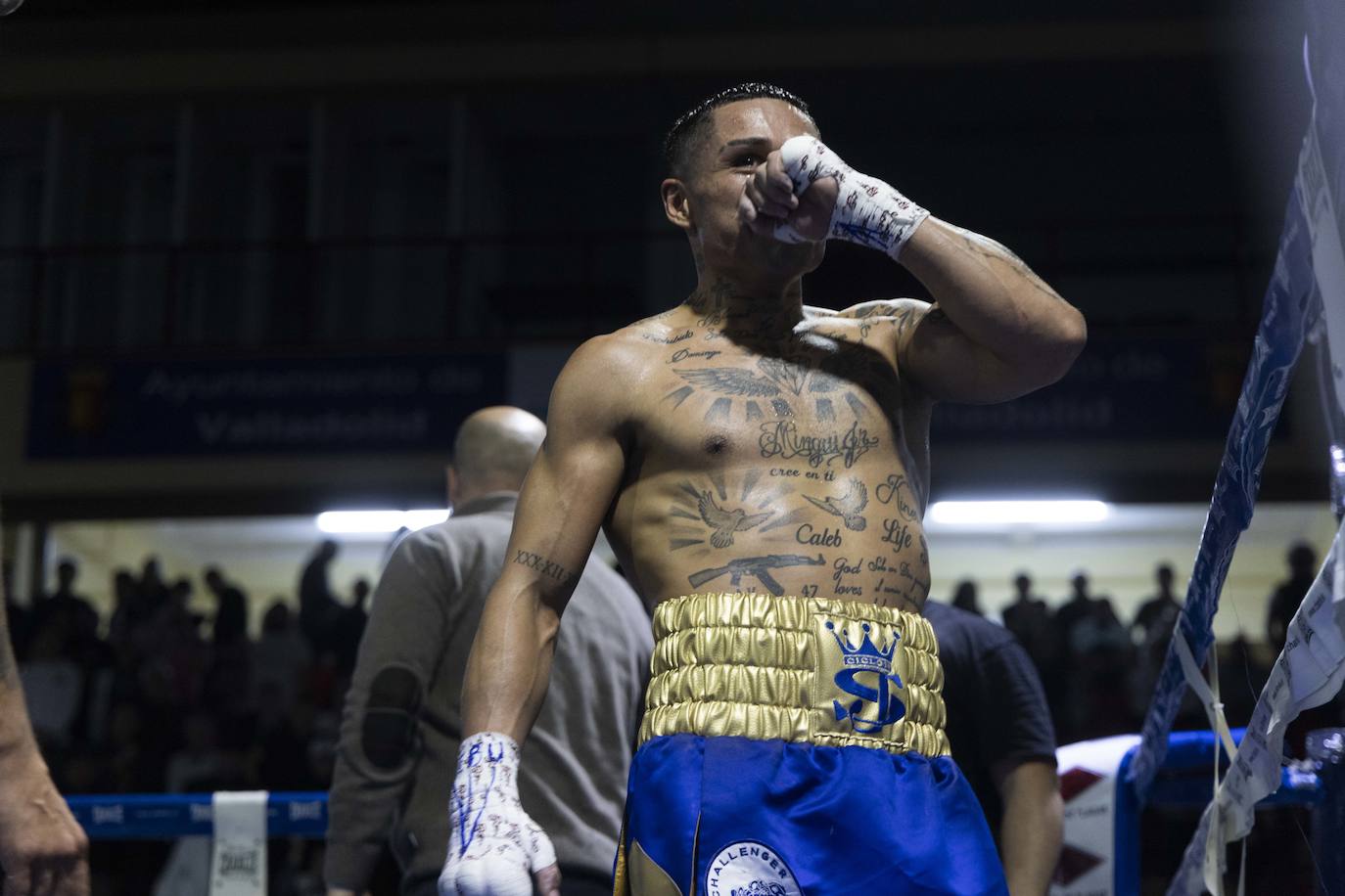 Imágenes del combate que ha dejado a Salvi sin el cinturón europeo