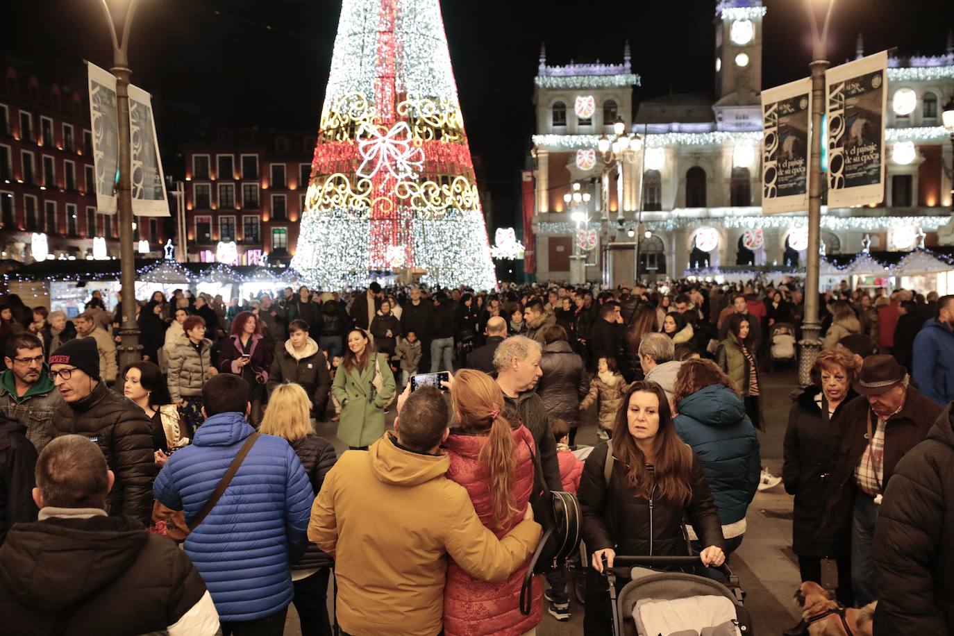 Imágenes del ambiente navideño en Valladolid