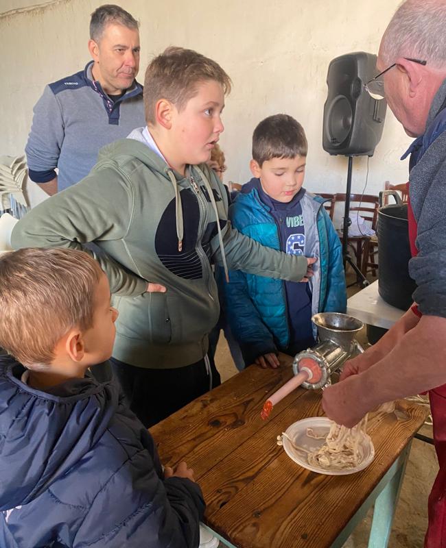 Taller de elaboración de chorizos.