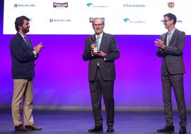 El vicepresidente de la Junta de Castilla y León, JuanGarcía-Gallardo, Rafael Sánchez Olea y el director general de El Norte de Castilla, Goyo Ezama.